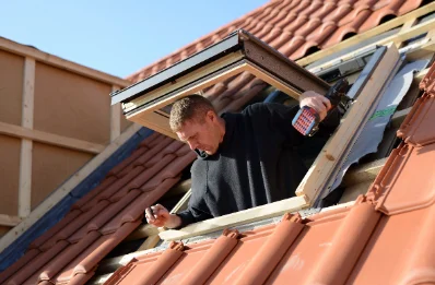 Pose de fenêtres de toit Velux à Gommecourt